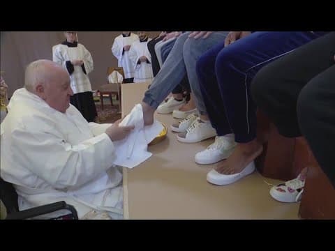 Pope honors Holy Week