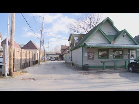 Police searching for suspect who wounded employee at Broad Ripple bar