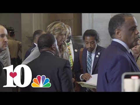 House votes to silence member of 'Tennessee Three' on Monday, Democratic lawmakers leave chamber