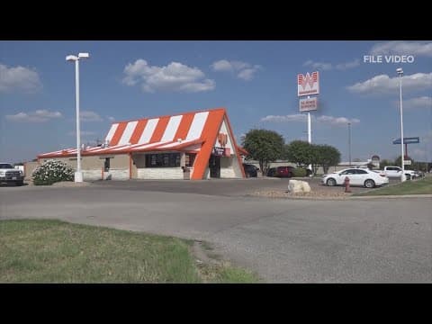 Houston man sues Whataburger