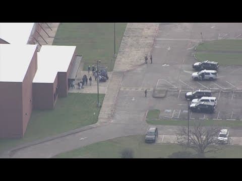 Pipe bomb threat forces evacuation of Sweeny HS, mayor says | No threat found after sweep of school