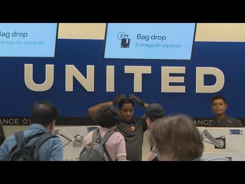 United Airlines rolls out new check-in policy