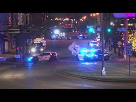Man who allegedly robbed a North Texas bank was arrested after standoff with Dallas police