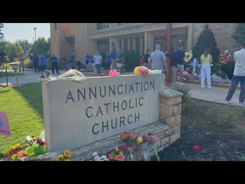 Minneapolis mourns after shooter kills 2 children at Catholic school
