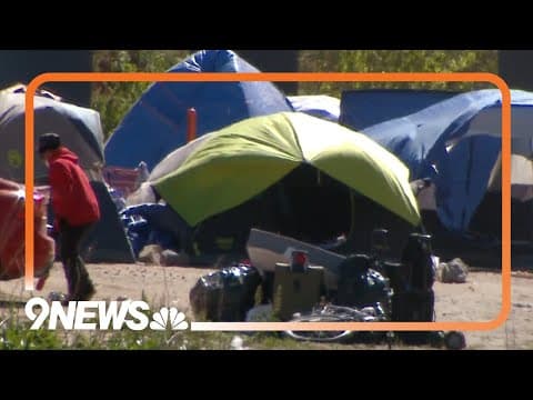 Denver desaloja campamentos de migrantes, ofrece opciones de refugio | Resumen de noticias