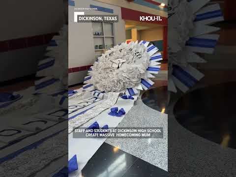 Everything's bigger in Texas, including homecoming mums! #shorts