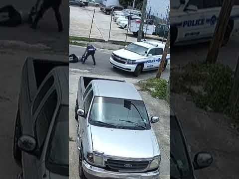 A New Orleans Police Officer was attacked while answering a shoplifting call.