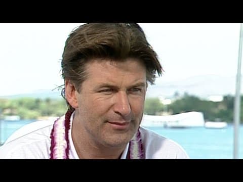 Alec Baldwin discusses working with Michael Bay while acting in Pearl Harbor (2001)