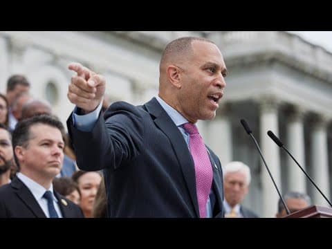 LIVE: Minority leader Hakeem Jeffries gives shutdown update