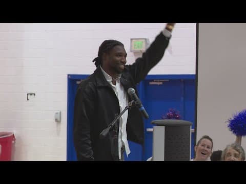 Olympic medalist Noah Lyles welcomed for a hometown celebration