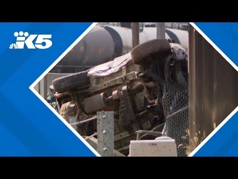 Deadly crash in Seattle's Georgetown neighborhood