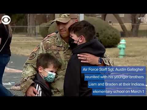 Military Surprise: U.S. Air Force staff sergeant surprises little brothers at school
