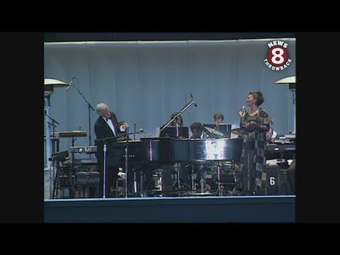 Dionne Warwick and Burt Bacharach perform at San Diego Summer Pops 1995