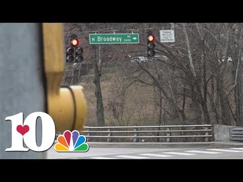 10Listens: Traffic light project on the way to N. Broadway