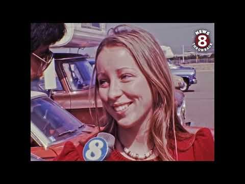 San Diegans buy Elvis Presley tickets at the Sports Arena in 1976