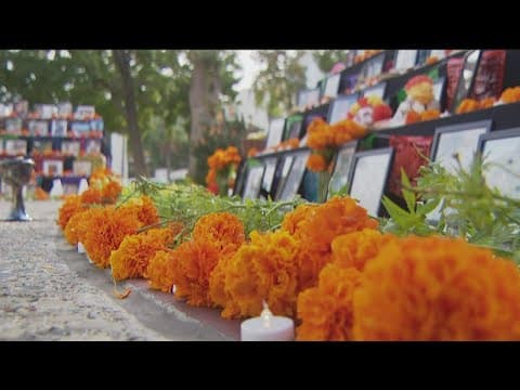 San Diegans celebrate Dia de Los Muertos