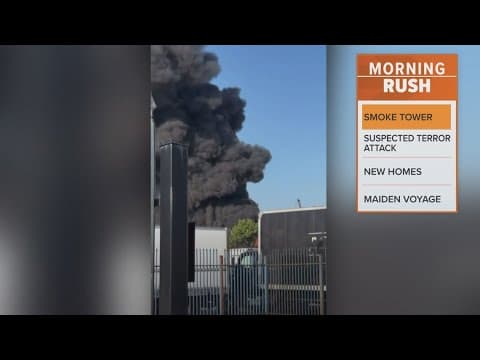 Fire blankets Dallas with thick smoke