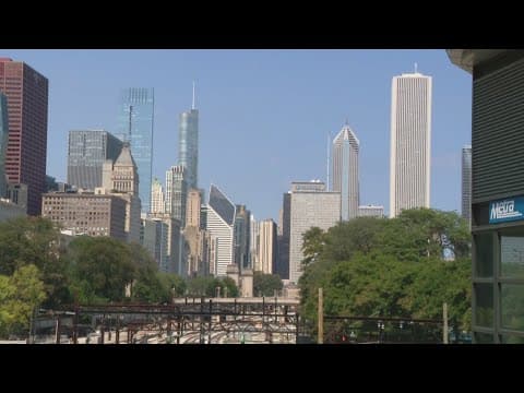 People in Chicago react to President Trump saying he will send National Guard troops