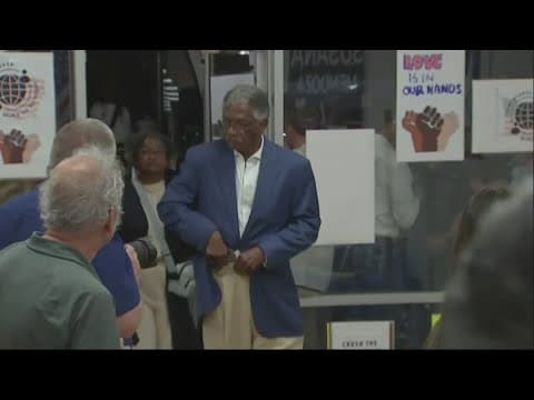 Democrats arrive in Chicago to delay the Republican redistricting effort