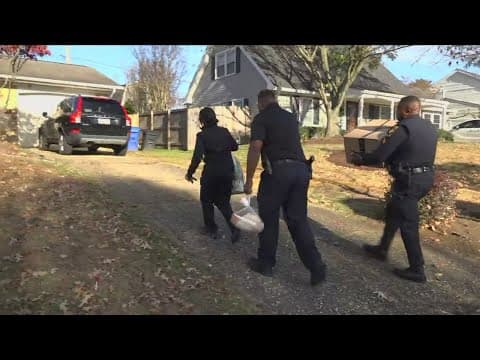 Bowie police department giving back for Thanksgiving