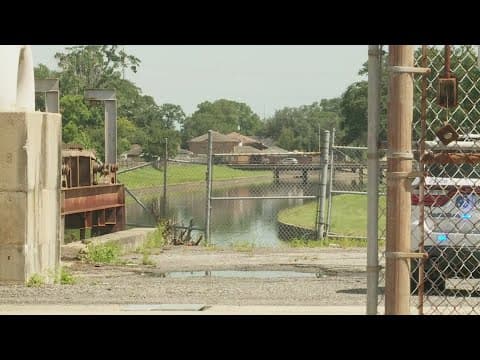 New Orleans police investigate discovery of body in canal