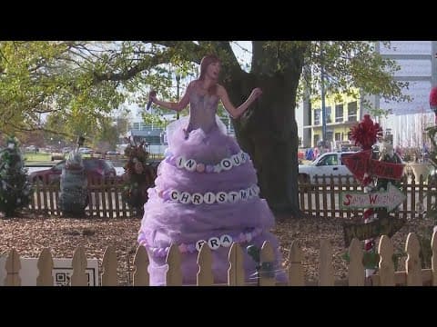Taylor Swift Christmas tree goes viral