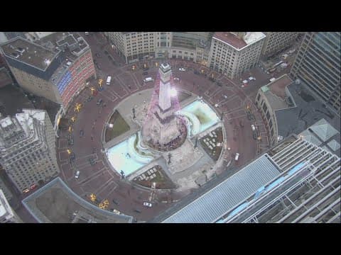 Dr. Martin Luther King Jr. wreath being placed on Monument Circle