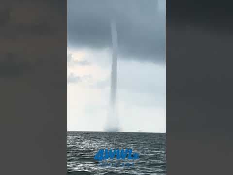 Watch: Five simultaneous waterspouts off Louisiana coast