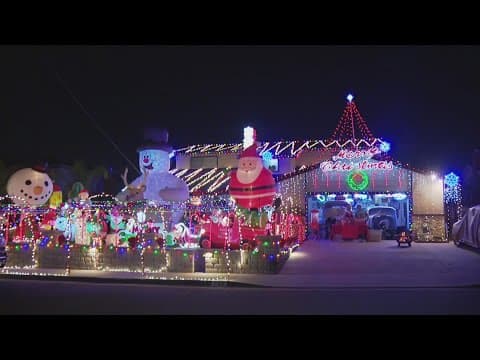 Couple opens up their Chula Vista home for the community during the holidays