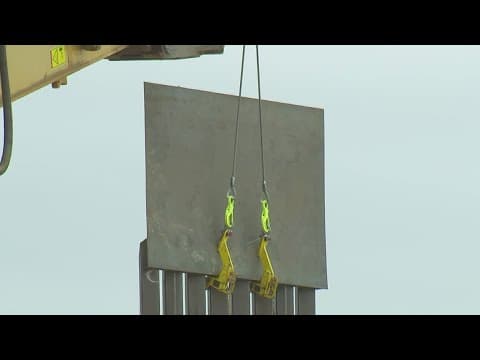 Construction underway along U.S-Mexico border of new wall section