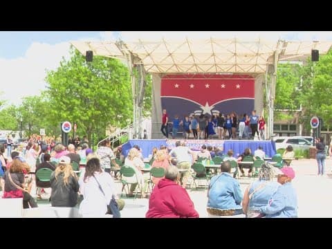 Fiesta Lawrence celebrates unique food of different cultures