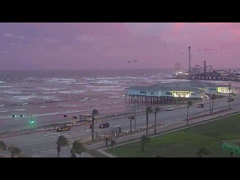 Calm before the storm: Galveston stunning sunset ahead of Hurricane Beryl