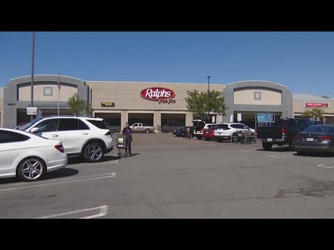 Southern California grocery workers authorize strike