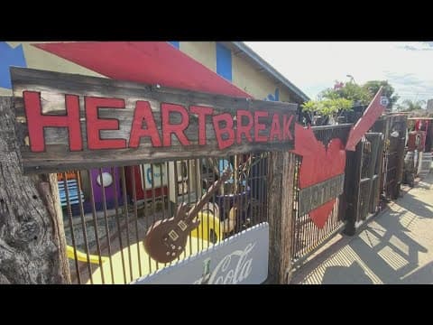 Elvis never leaves the building at Heartbreak Hotel