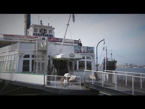 'Titanic' extras celebrate   blockbuster movie's 25th Anniversary