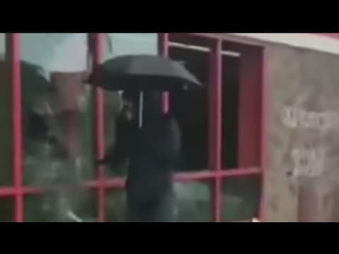 FBI asks for help identifying 'Umbrella Man' from George Floyd riots