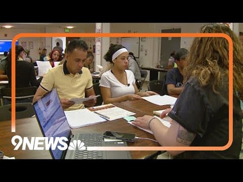 Programa ayuda a solicitantes de asilo en Denver | Resumen de noticias