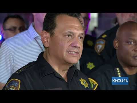 Sheriff Gonzalez gives details on deputy shot during traffic stop
