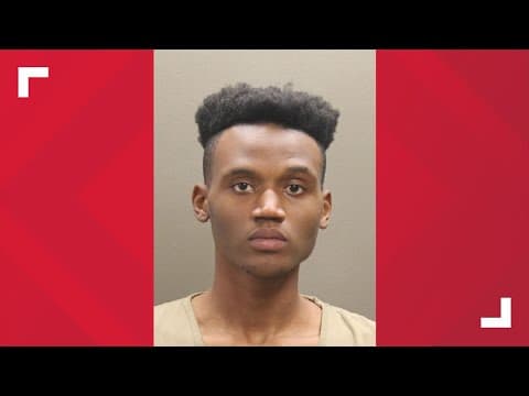 19-year-old accused of killing 2 men after meeting them on Grindr dies