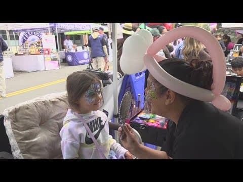 Padres fans celebrate start of season at East Village Block Party