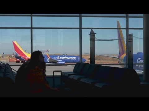 Southwest Airlines pauses corporate hiring