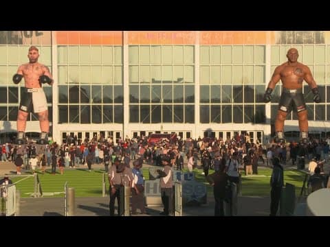 Tyson-Paul fight draws huge crowd, and economic boost, to city of Arlington