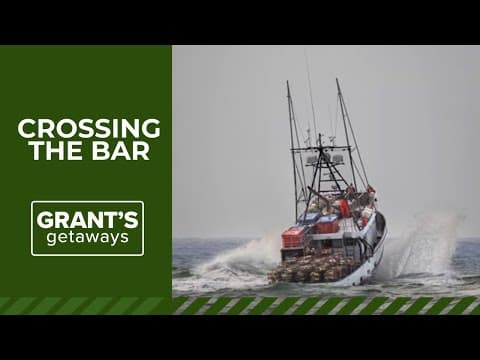 Oregon photographer captures crabbers' treacherous Tillamook Bay commute