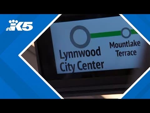 First weekday morning commute on the Lynnwood light rail extension