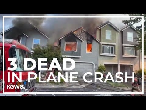3 dead after small plane crashes into townhomes in Fairview