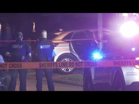 Man found shot to death inside of car outside of home, Houston police say