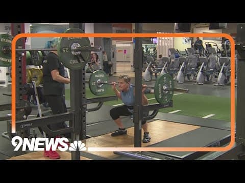 68-year-old powerlifter demonstrates 3 moves