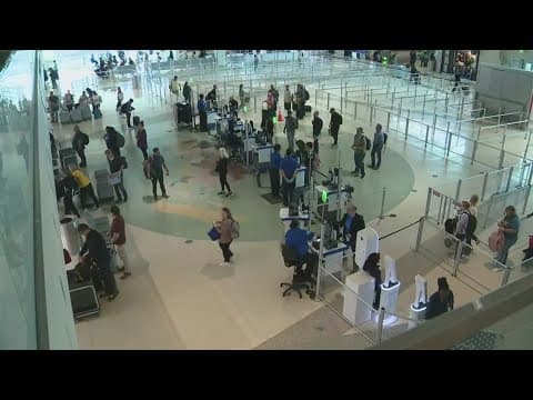 Airlines bracing for busy summer travel season