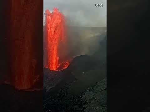 Lava seen spouting inside Hawaii's Kilauea Volcano #shorts