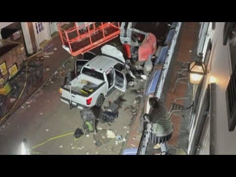 Suspect in deadly New Orleans terror attack was not working alone, investigators say